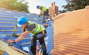 Best Roof Repair  in Waupaca, WI